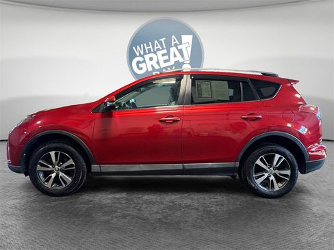 Used 2016 Toyota RAV4 XLE image 7