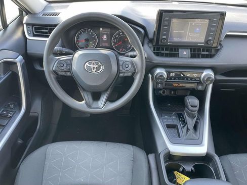 Used 2021 Toyota RAV4 XLE image 25