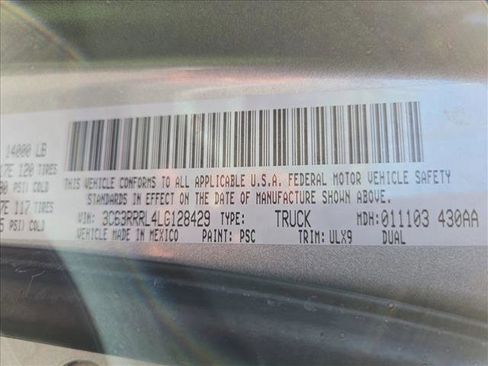 Used 2020 RAM 3500 Limited image 26