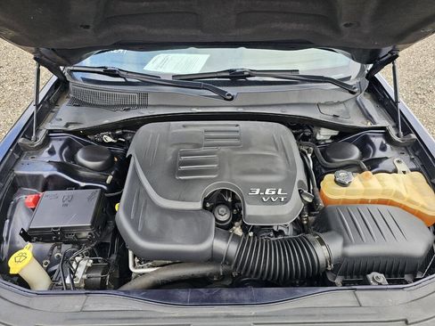 Used 2012 Chrysler 300 Limited image 20