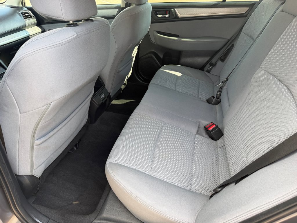 Used 2018 Subaru Outback 2.5i Premium AWD/4WD image 14