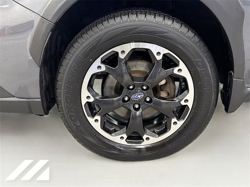 Certified 2023 Subaru Crosstrek 2.0i Premium image 31