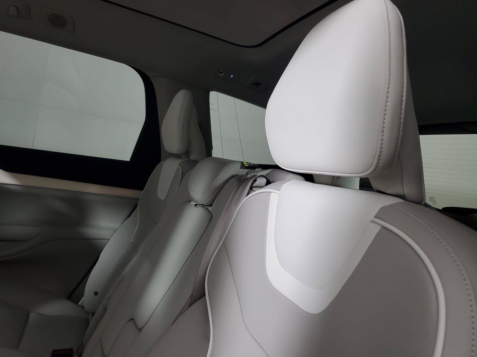 Certified 2025 Volvo EX90 Ultra AWD/4WD image 13
