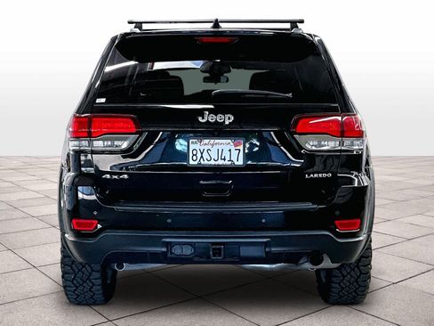 Used 2021 Jeep Grand Cherokee Laredo AWD/4WD image 7