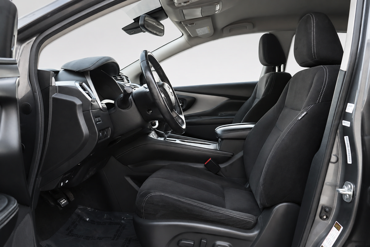 Used 2020 Nissan Murano SV FWD image 25