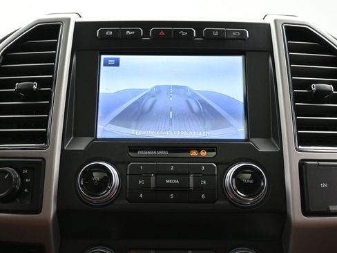 Used 2020 Ford F250 King Ranch w/ FX4 Off-Road Package image 31