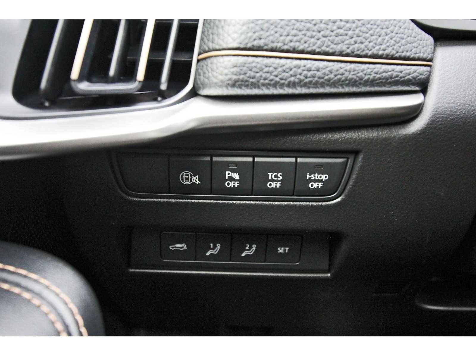 Used 2026 MAZDA CX-90 3.3 Turbo w/ Preferred Package AWD/4WD image 19