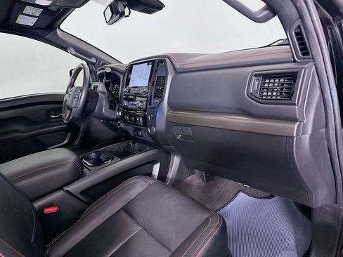 Used 2021 Nissan Titan PRO-4X w/ Pro-4x Convenience Package image 30