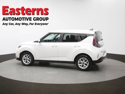 Used 2024 Kia Soul LX w/ Option Group 015 FWD image 61
