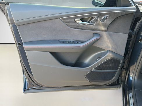 Used 2024 Audi RS Q8 w/ Black Optic Package image 21