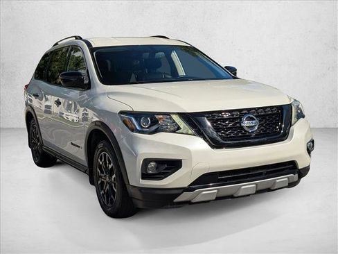 Used 2019 Nissan Pathfinder SV w/ Rock Creek Edition image 3
