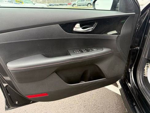 Used 2023 Kia Forte GT image 13