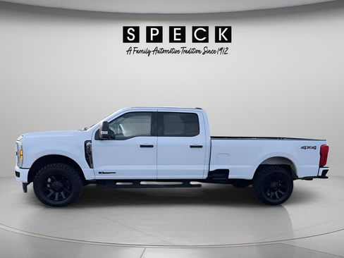 Used 2024 Ford F350 XLT AWD/4WD image 43