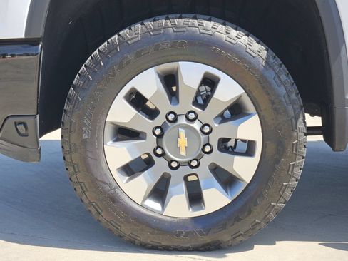 New 2026 Chevrolet Silverado 2500 Custom w/ Custom Value Package AWD/4WD image 12