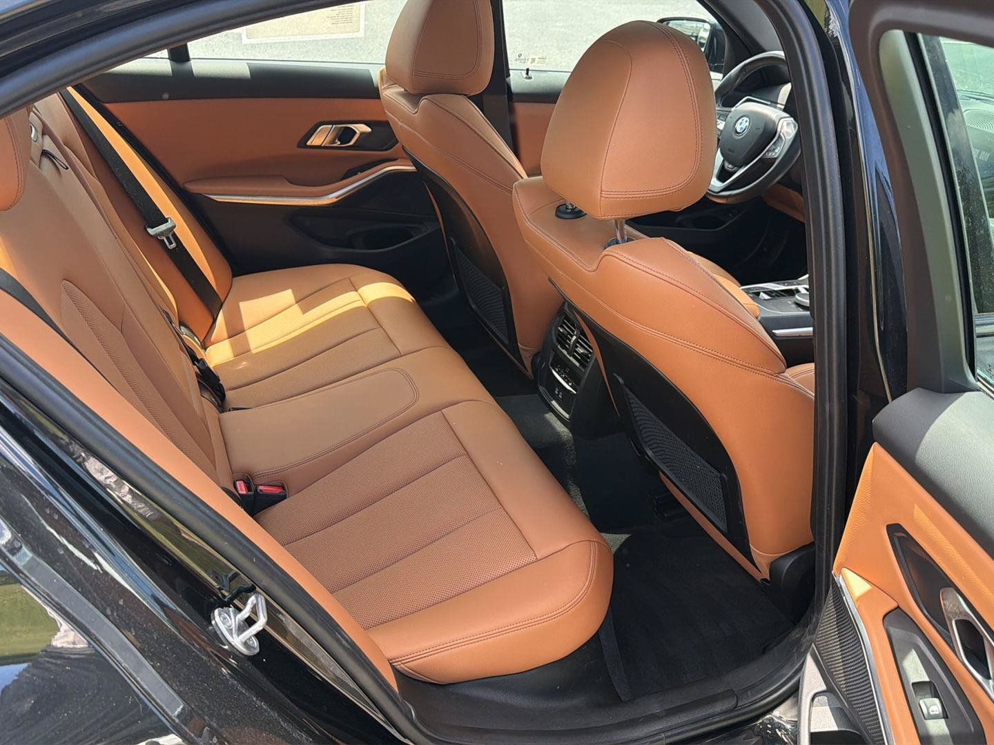 Used 2023 BMW 330i xDrive Sedan w/ Premium Package AWD/4WD image 12