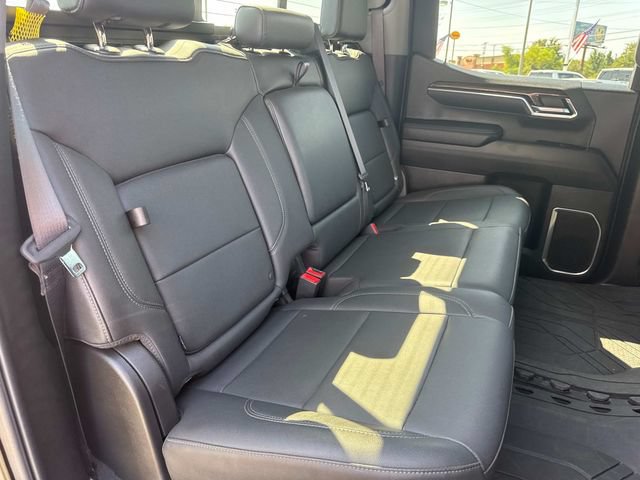 Used 2024 Chevrolet Silverado 1500 RST w/ Dark Appearance Package AWD/4WD image 23
