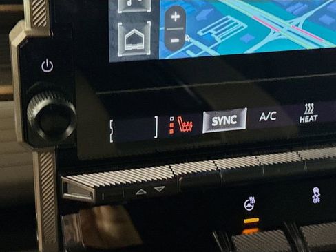 Used 2025 GMC Hummer EV 2X image 23