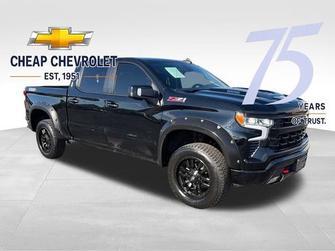 Used 2024 Chevrolet Silverado 1500 LT Trail Boss w/ Convenience Package II AWD/4WD image 7