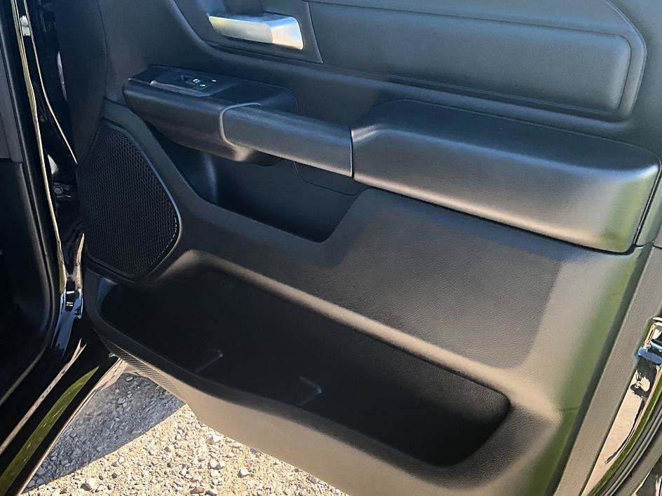 Used 2025 RAM 1500 Tradesman w/ Night Edition AWD/4WD image 42