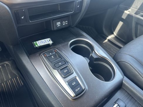 Used 2022 Honda Pilot EX-L image 32