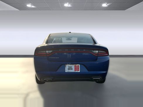 Used 2019 Dodge Charger SXT w/ Leather Interior Group image 10