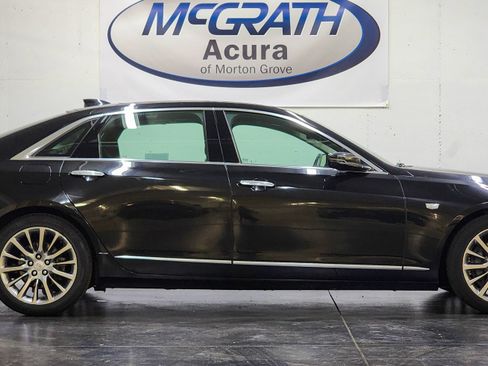 Used 2018 Cadillac CT6 Luxury image 3