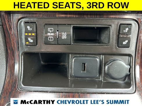 Used 2017 Chevrolet Traverse LT w/ Style and Technology Package image 9