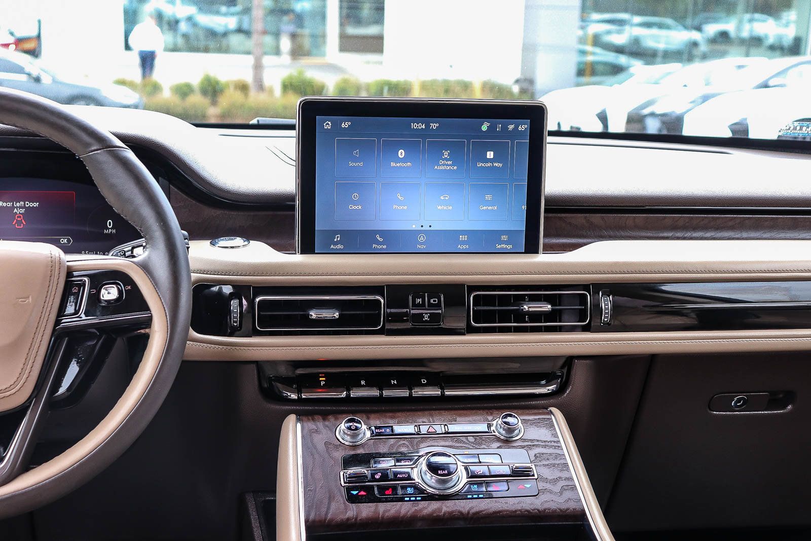 Used 2022 Lincoln Aviator Reserve w/ Equipment Group 201A AWD/4WD image 15
