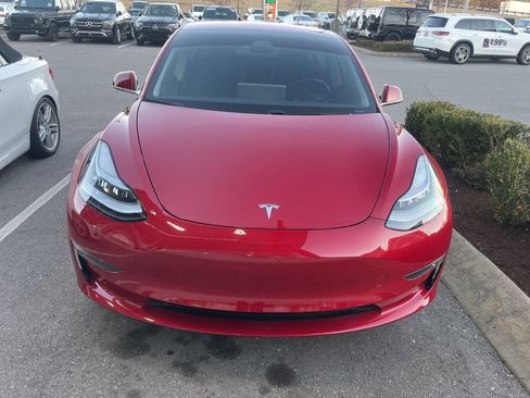 Used 2018 Tesla Model 3 Long Range image 2