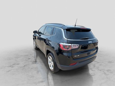 Used 2020 Jeep Compass Latitude w/ Popular Equipment Group AWD/4WD image 4