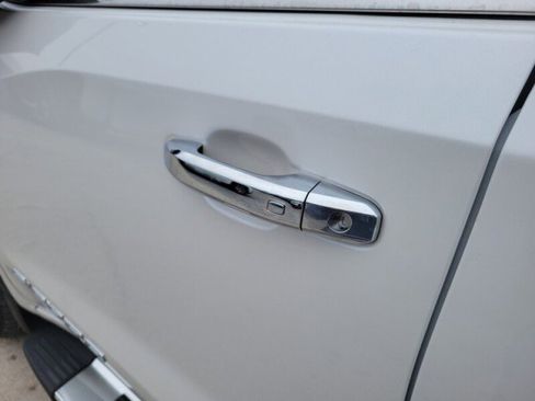 Used 2023 GMC Sierra 1500 SLT w/ SLT Premium Package image 10