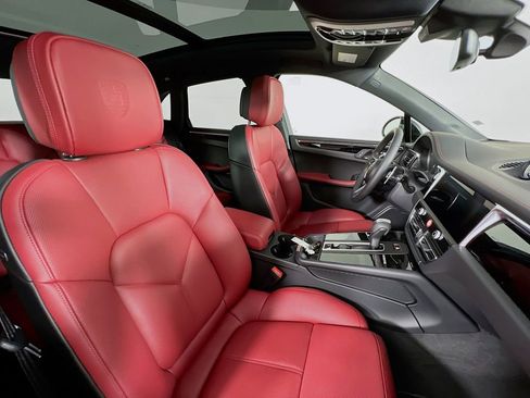 New 2026 Porsche Macan S image 30