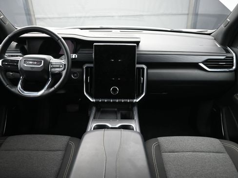 Used 2025 GMC Acadia Elevation image 22