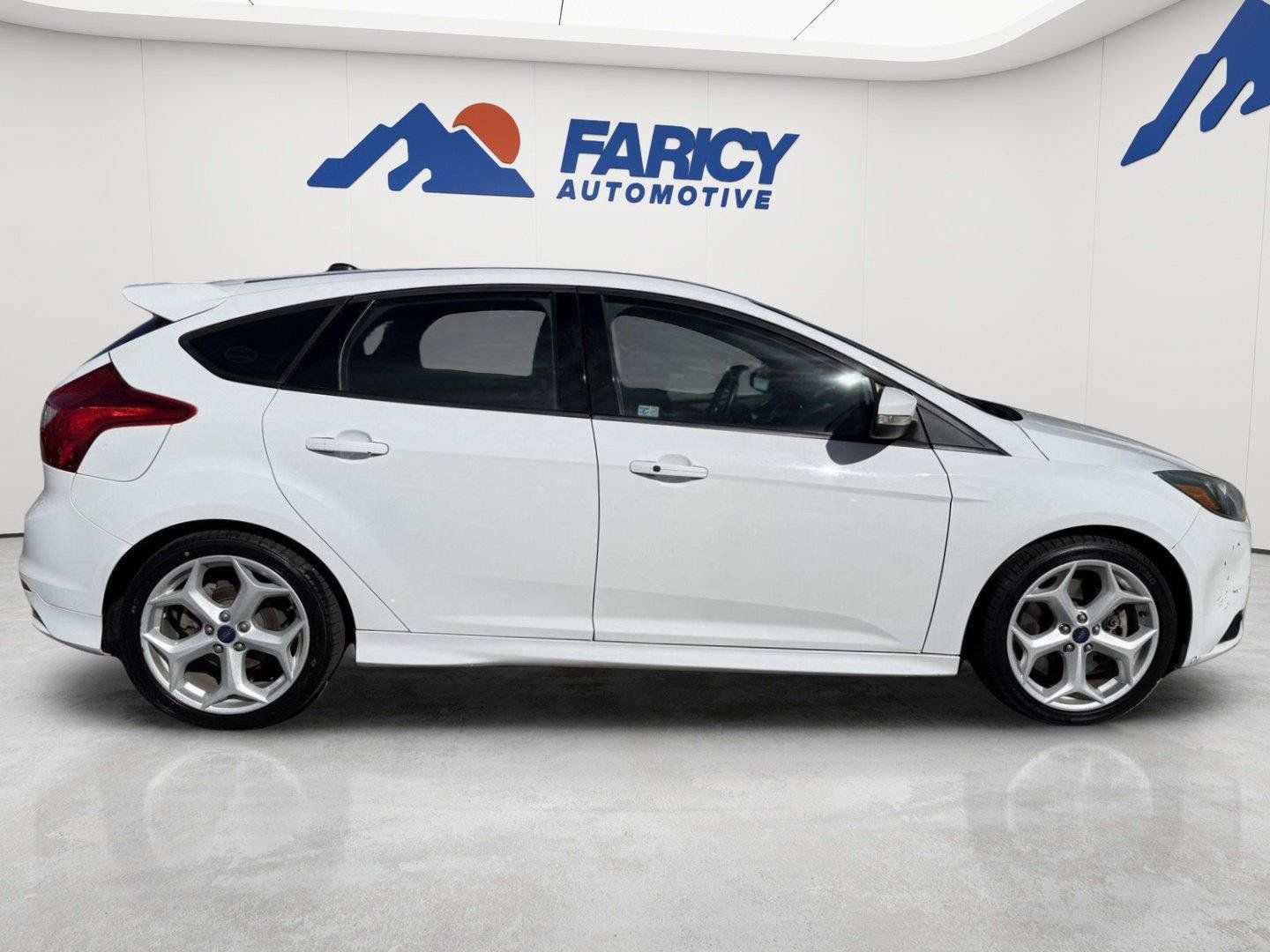 Used 2014 Ford Focus ST FWD image 7