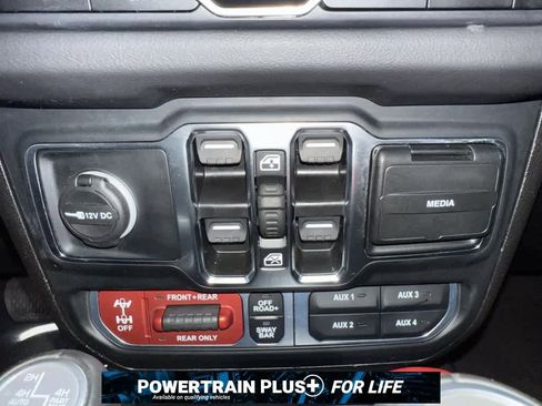 Used 2024 Jeep Gladiator Rubicon image 16