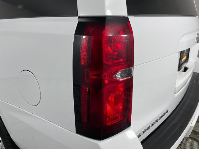 Used 2020 Chevrolet Suburban LT AWD/4WD image 18