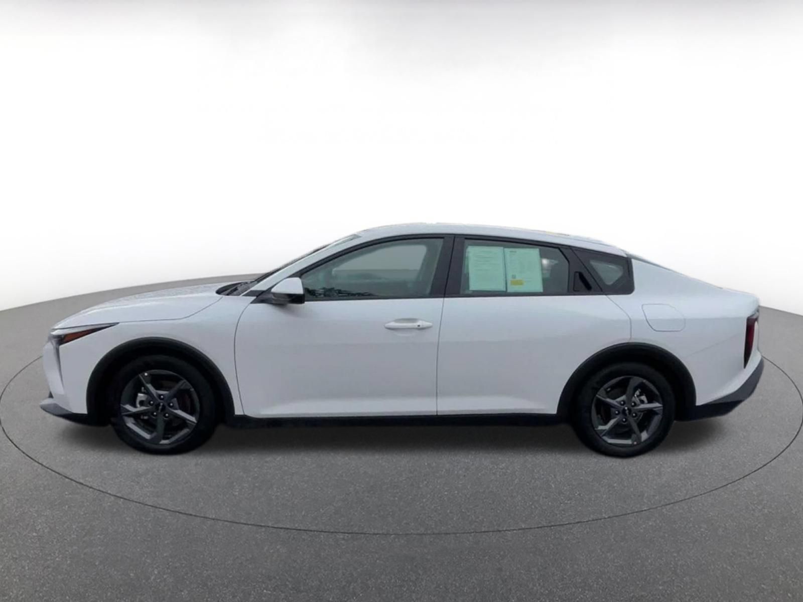 Used 2026 Kia K4 FWD image 8