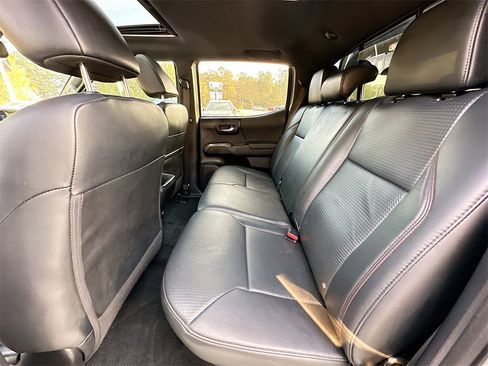 Used 2019 Toyota Tacoma TRD Pro image 4