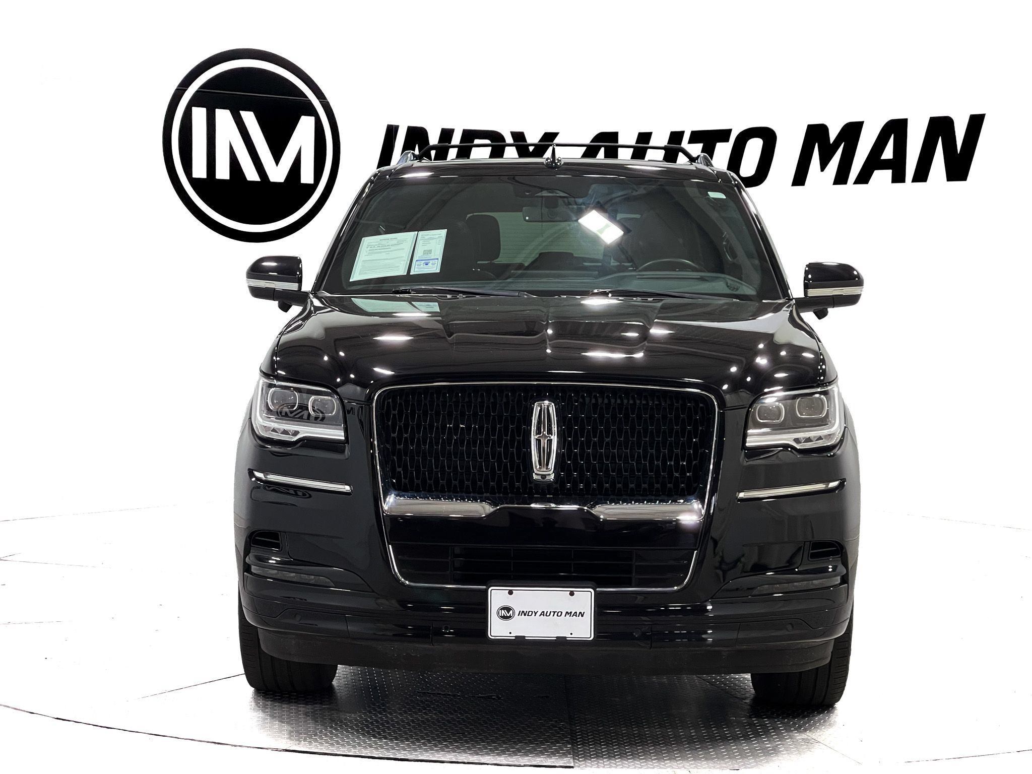 Used 2023 Lincoln Navigator L Reserve AWD/4WD image 9