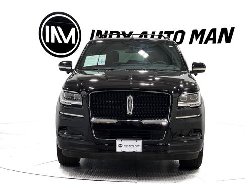 Used 2023 Lincoln Navigator L Reserve AWD/4WD image 9