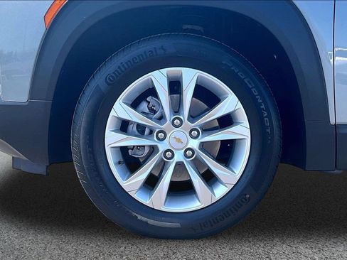 Used 2023 Chevrolet TrailBlazer LS FWD image 27