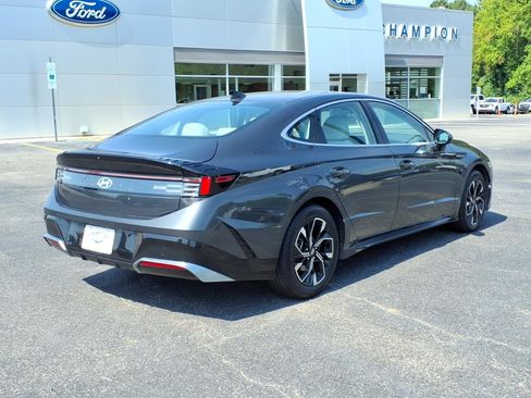 Used 2025 Hyundai Sonata SEL FWD image 25