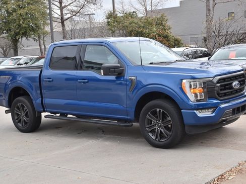 Certified 2022 Ford F150 XLT w/ Equipment Group 302A High image 5