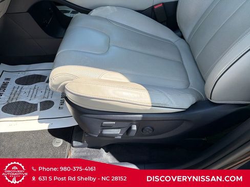 Used 2021 Hyundai Palisade Limited AWD/4WD image 17