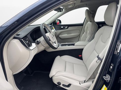 New 2026 Volvo XC60 B5 Ultra w/ Protection Package Premier image 9