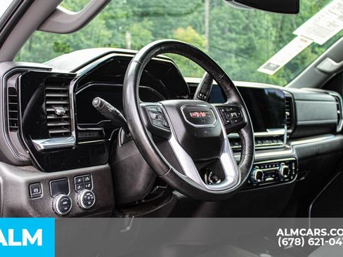 Used 2025 GMC Sierra 1500 SLT RWD image 21