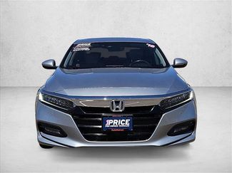Used 2018 Honda Accord Touring video 3