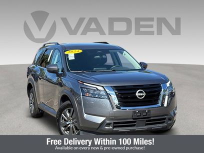 Used 2024 Nissan Pathfinder SV