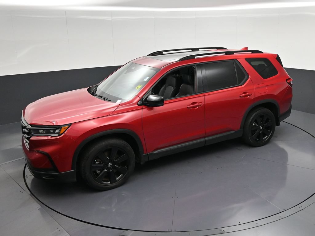 Used 2025 Honda Pilot Black Edition image 26
