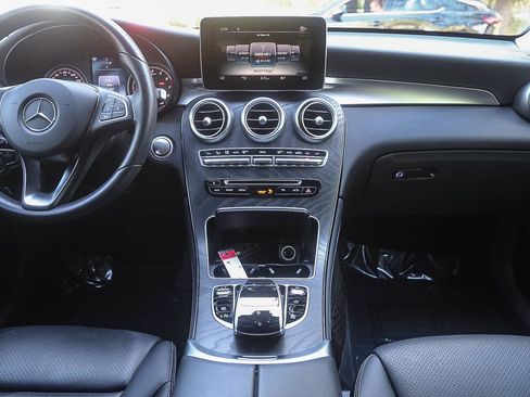 Used 2017 Mercedes-Benz GLC 300 4MATIC Coupe image 10